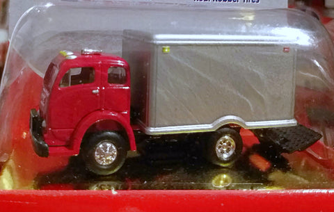 HO Mini Metals '53 White 3000 Box Truck